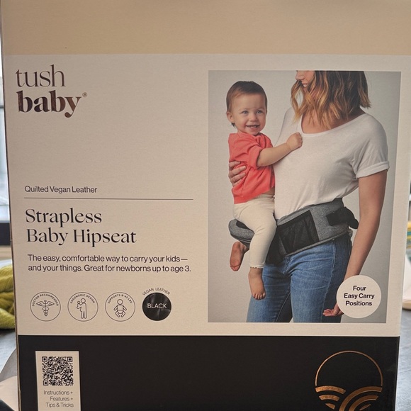 TushBaby Strapless Baby Hipseat in Black - Picture 1 of 5